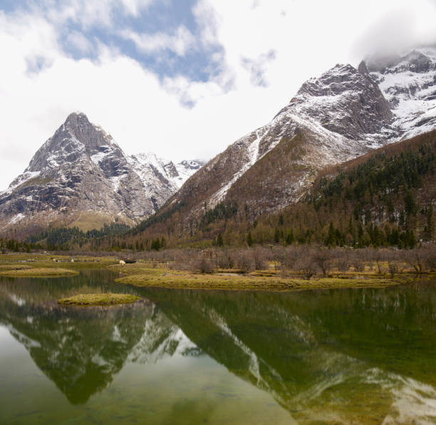 Siguniang Mountain SHUANGQIAO VALLEY
