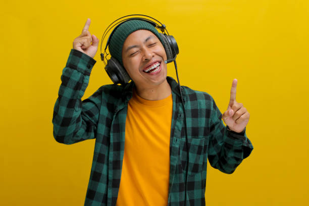 istock Headphones & Happiness: Grooving to the Music 2152163665