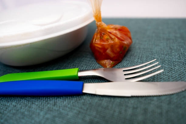 Warm marmitex type very common in restaurants and food delivery services in Brazil