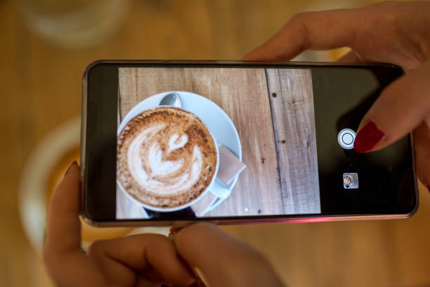 istock Blogger photographing coffee 2152223693
