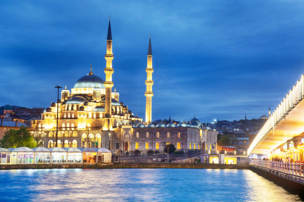 istock Yeni Cami mosque in Istanbul 2152443518