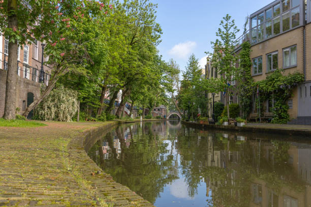 istock Oudegracht and Twijnstraat aan de Werf Utrecht 2152499385