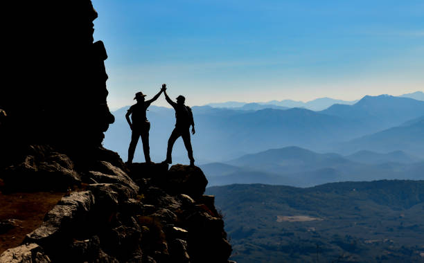 istock Team leaders who achieve challenging routes together 2152508827