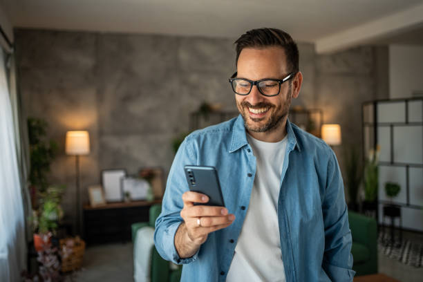 istock Sometimes during the day I use my mobile phone a lot 2152519897