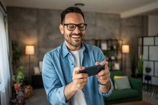 istock Sometimes during the day I use my mobile phone a lot 2152519898