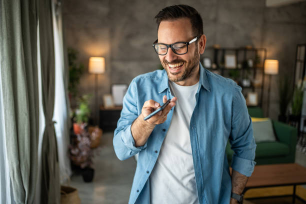 istock Sometimes during the day I use my mobile phone a lot 2152519917