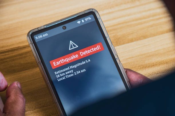 Earthquake detection alert notification on smartphone.