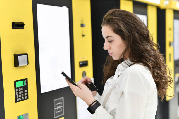 istock Female Search On The Net How To Use Parking Pay Station 2152582779