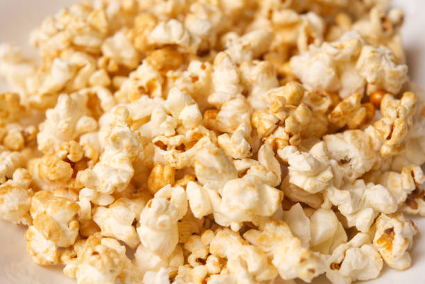 Pipoca Sem Óleo: Crocante e Saudável em 10 Minutos! - receita deliciosa profissional - passo 2