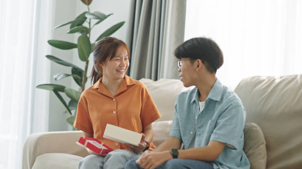istock Teenagers excitement with gift box. 2152637778