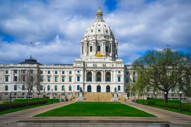 istock Minnesota State Capitol in Saint Paul 2152659102