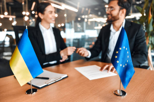 istock Diplomatic negotiations between countries in the office 2152697791