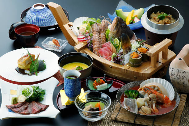 istock Meals at the inn 2152742219