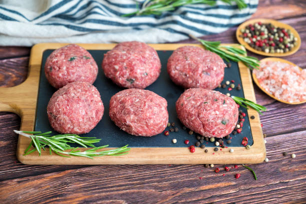 istock Homemade Beef raw meatballs 2152763423