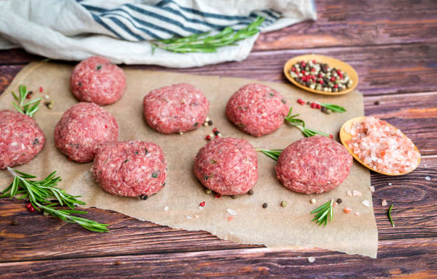 istock Homemade Beef raw meatballs 2152763462