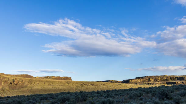 istock Cliffs of the Eastern Washington Desert 2152779800