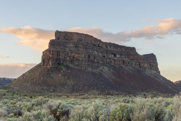 istock Umatilla Rock Cliffs of the Eastern Washington Desert 2152781226