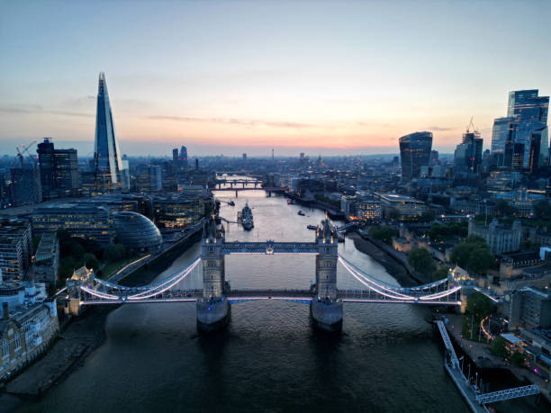 istock Tower Bridge London Sunset 2152788339
