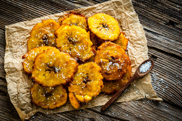 Balas de Banana Caseiras: Sabor Nostálgico e Doce Fácil - receita deliciosa profissional - passo 2
