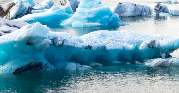 istock A large chunk of ice is floating in the ocean 2153018464