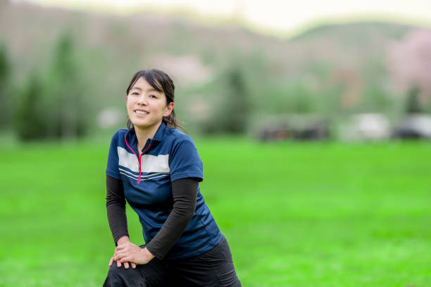 istock Strech sport woman 2153021712