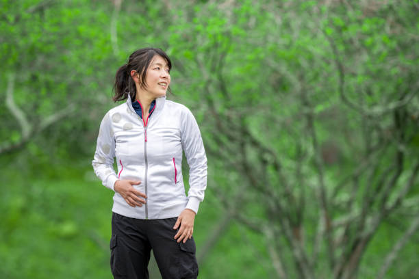 istock Strech sport woman 2153021753