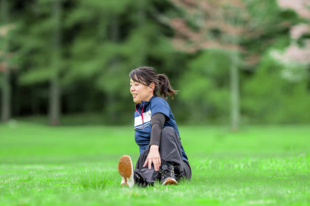 istock Strech sport woman 2153022265