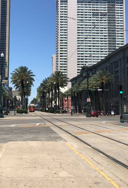 istock New Orleans Streetcar 2153122265