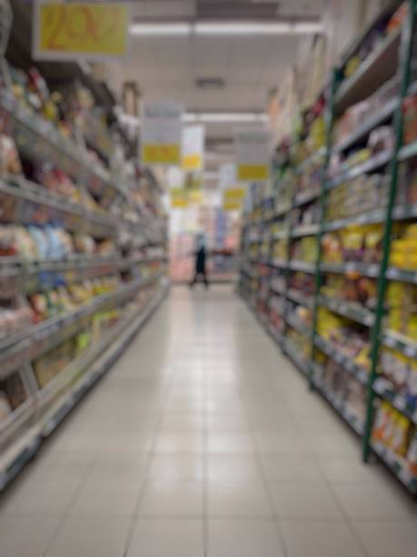 istock Blurred view of supermarket 2153173949