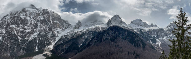 istock Beautiful landscape on early spring overcast day 2153175961