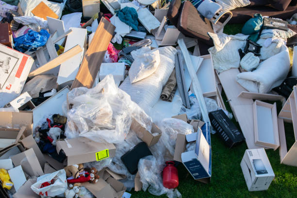 istock Big garbage on the street in dump day in Germany. 2153264091