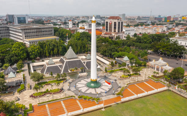 istock Heroes Monument in Surabaya 2153266293