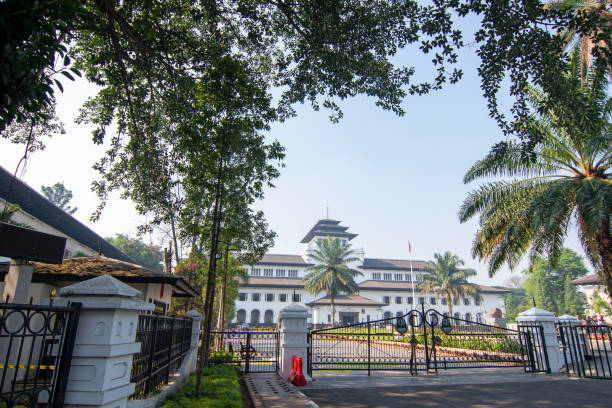 istock Gedung Sate Bandung 2153293306