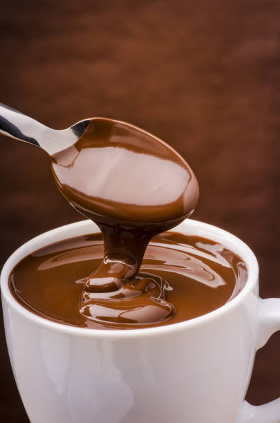 istock tazza di cioccolata calda 2153381860