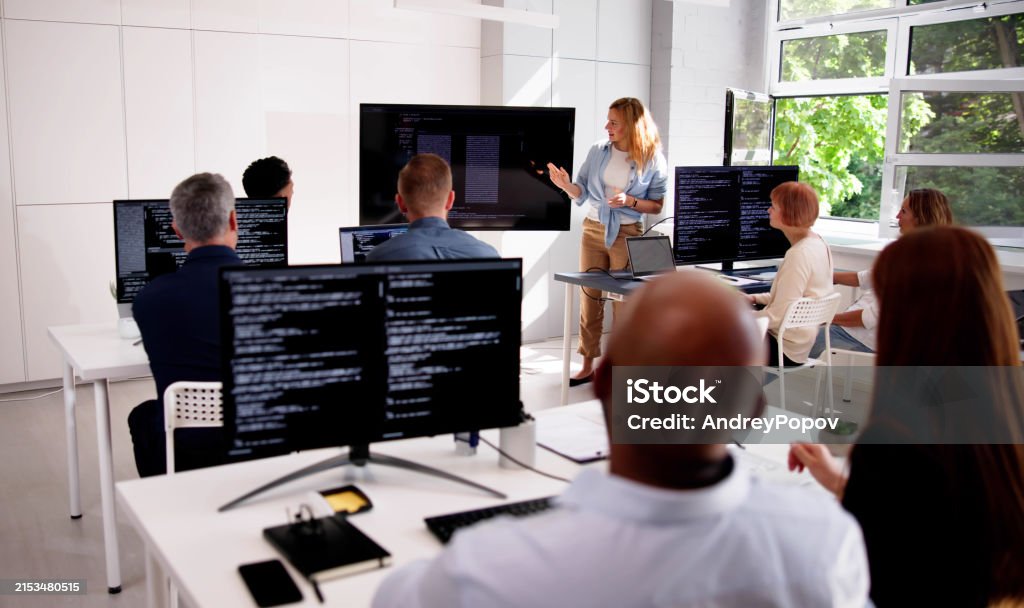 Programmer Class Programmer Code Training In Classroom Stock Photo - Download Image Now ...