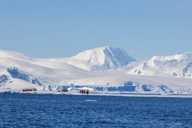 istock Sea Ice landing, Antarctic circle 2153518011
