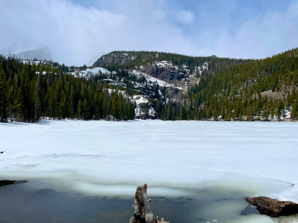 istock Rocky Mountain National Park 2153599148