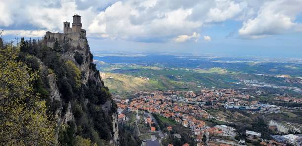 istock Panoramic view of San Marino 2153617791