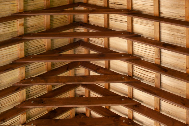 Wooden roof structure with an abstract appearance, carpentry craftsmanship