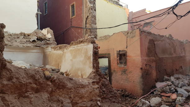 istock Earthquake damage to buildings 2153754891