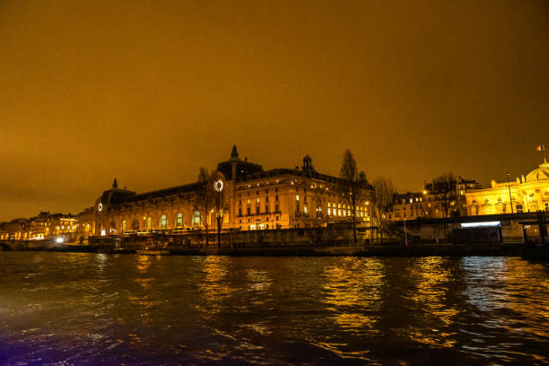 istock A view of the Seine 2153807151
