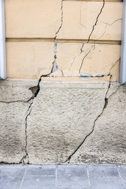 istock Structural Settlement of an old building. Detail view. 2153816420