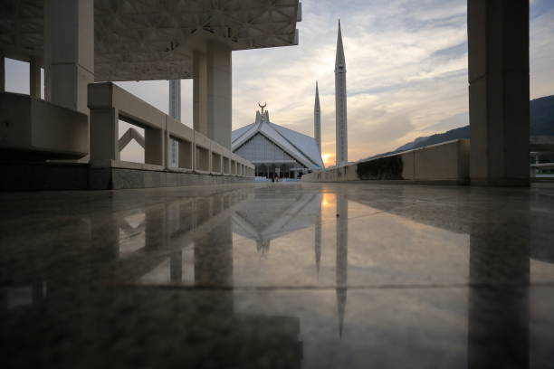 istock Shah Faisal Mosque: A Modern Islamic Architectural Marvel in Islamabad, Pakistan 2153839915