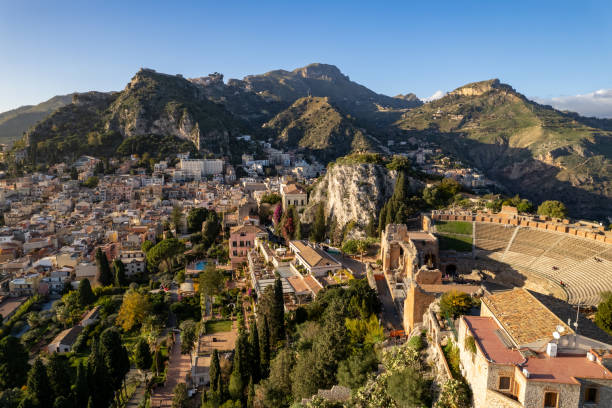 istock Ville de Taormine, Sicile 2153860060