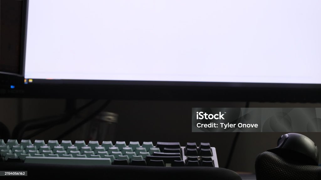 Mouse On Comp Screen A Computer Mouse And Keyboard Infront On An Lcd Screen Stock Photo ...