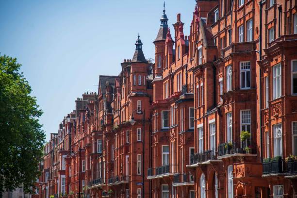 istock Residential brick buildings in Chelsea 2154199110