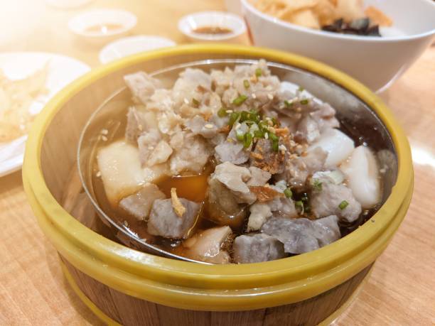 istock Chongfen chicken tao si 2154301028