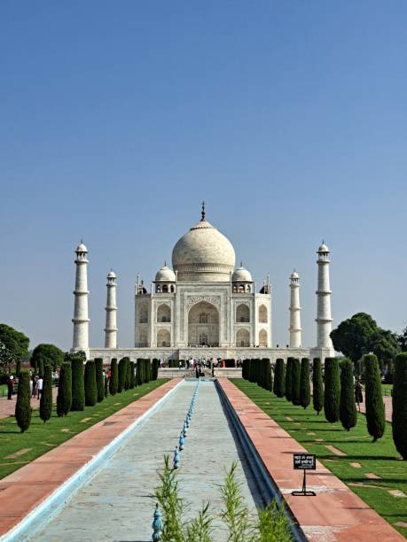 istock India, Rajasthan, Taj Mahal 2154375264
