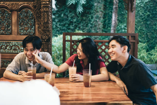 istock enjoy social dining in the restaurant 2154449887