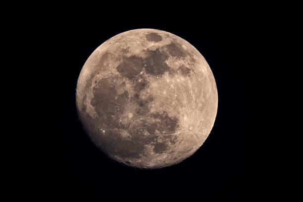 istock Waxing Gibbous Moon 99% 2154453527